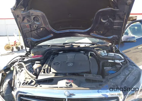 2016 Mercedes-Benz E 350 из США, поврежденный, VIN WDDHF5KB8GB195119